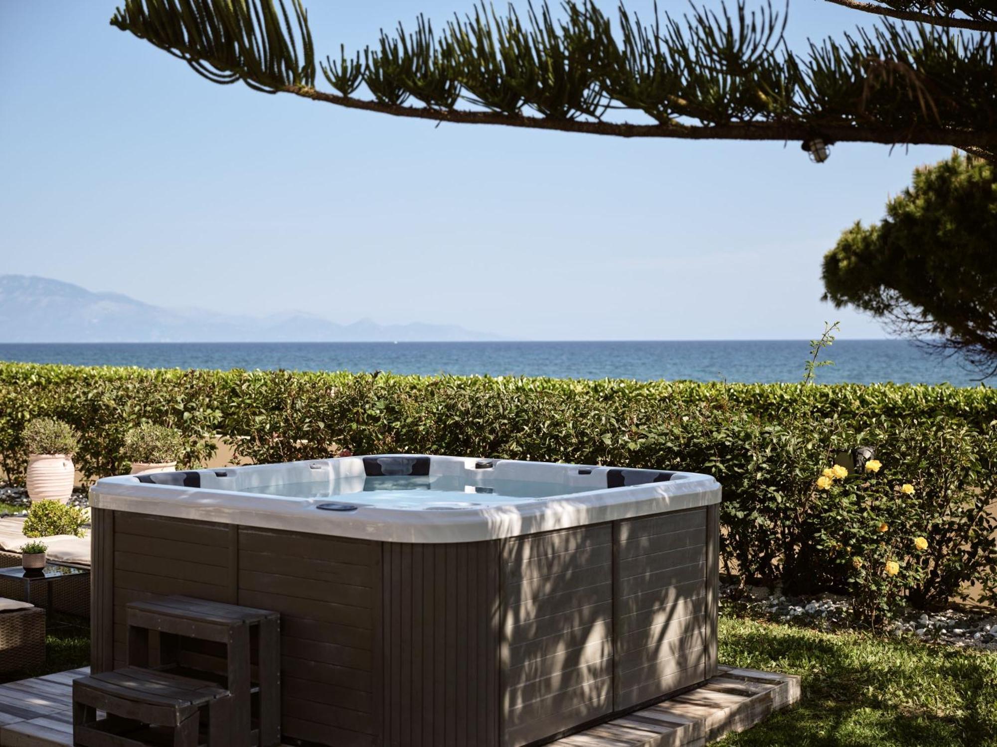 Sea Elegance Villa - On The Beach, By Zantewize Psarou  Exterior foto